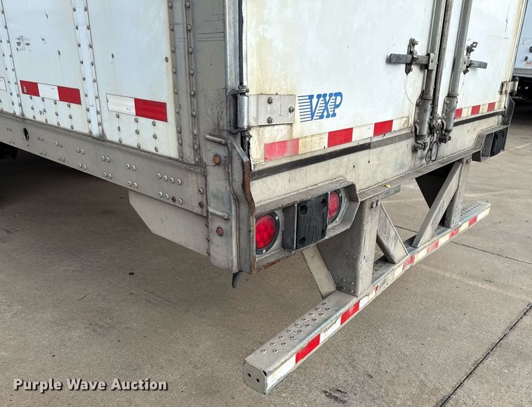 image for item DX5567 2014 Vanguard VXP dry van trailer