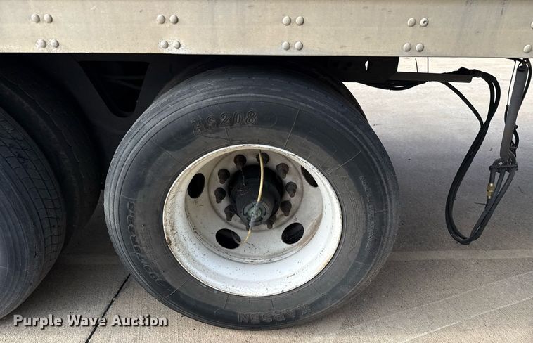 image for item DX5567 2014 Vanguard VXP dry van trailer