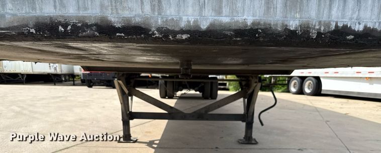 image for item DX5568 2014 Vanguard VXP dry van trailer