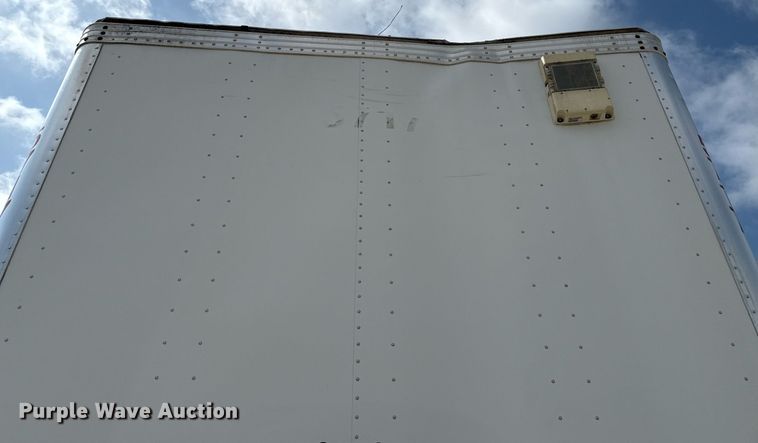 image for item DX5568 2014 Vanguard VXP dry van trailer