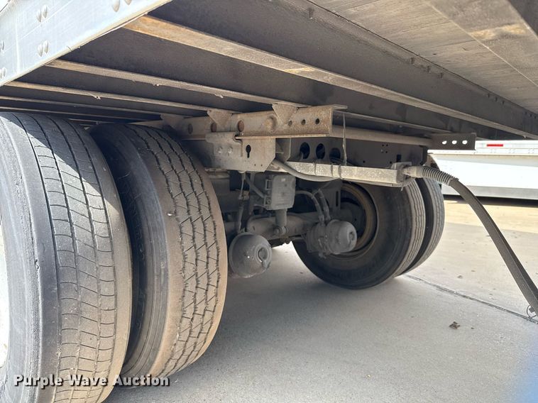 image for item DX5568 2014 Vanguard VXP dry van trailer