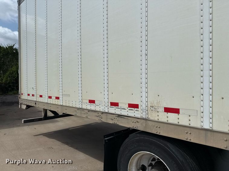 image for item DX5569 2014 Vanguard VXP dry van trailer