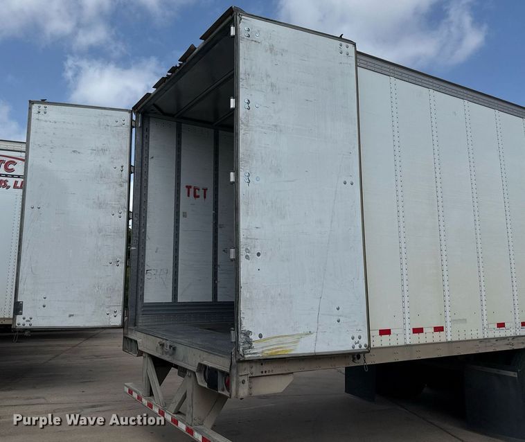 image for item DX5569 2014 Vanguard VXP dry van trailer