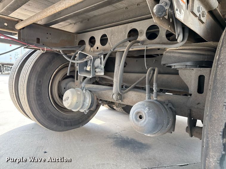 image for item DX5569 2014 Vanguard VXP dry van trailer