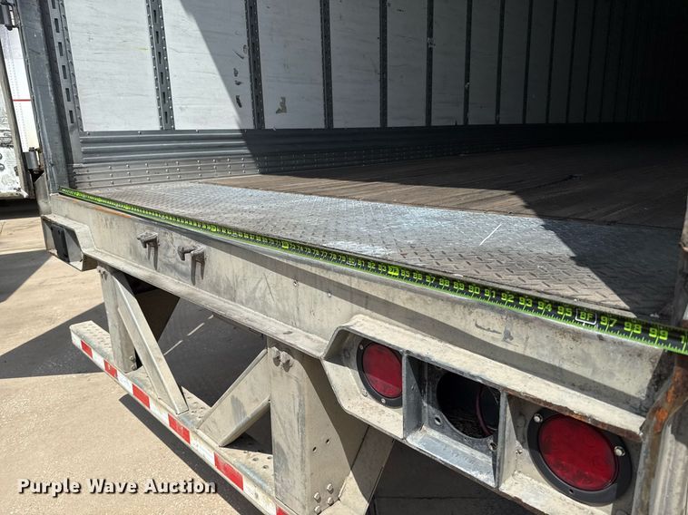 image for item DX5570 2014 Vanguard VXP dry van trailer