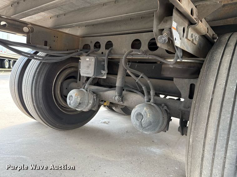 image for item DX5570 2014 Vanguard VXP dry van trailer