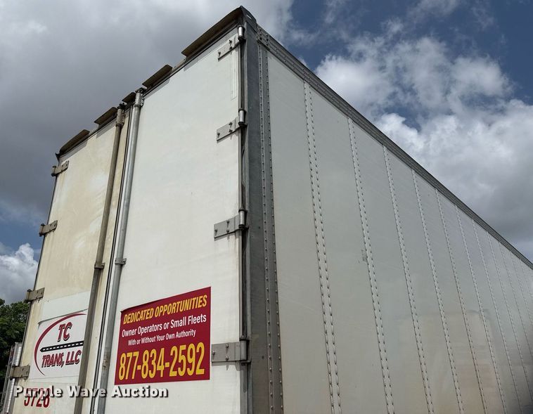 image for item DX5571 2014 Vanguard VXP dry van trailer