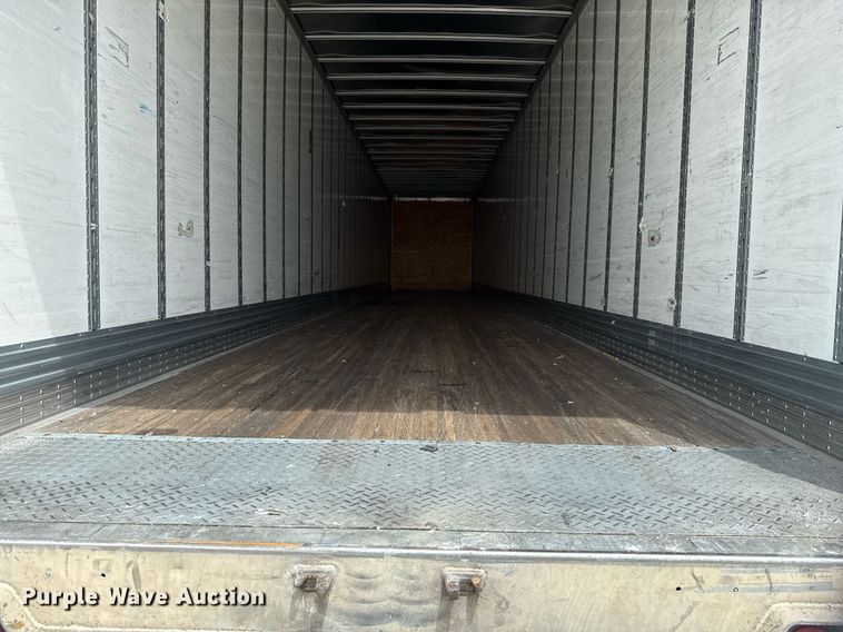 image for item DX5571 2014 Vanguard VXP dry van trailer