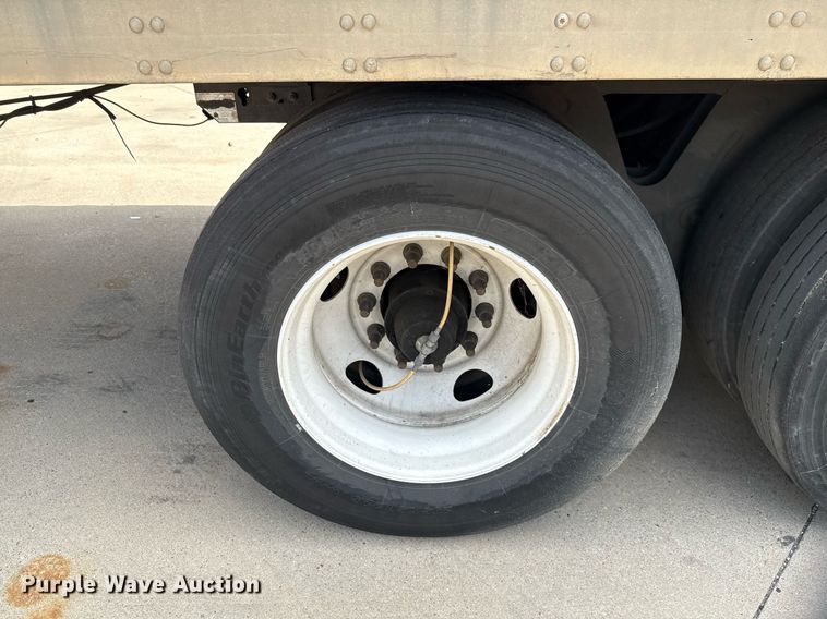 image for item DX5571 2014 Vanguard VXP dry van trailer