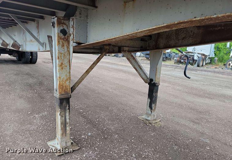image for item DX7080 1995 Great Dane GPASFK-248 flatbed trailer