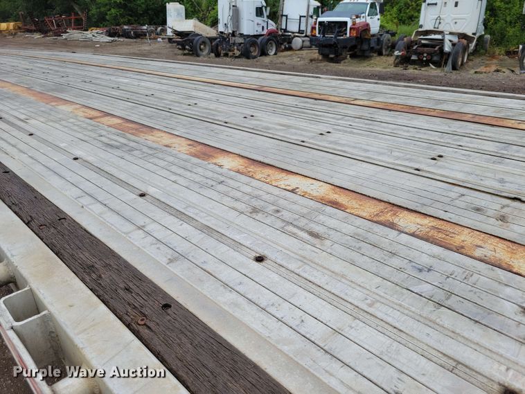 image for item DX7080 1995 Great Dane GPASFK-248 flatbed trailer