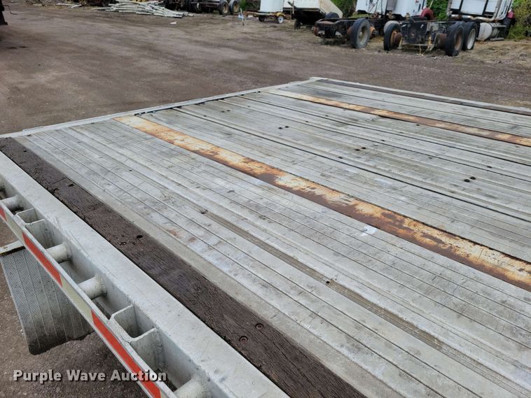 image for item DX7080 1995 Great Dane GPASFK-248 flatbed trailer