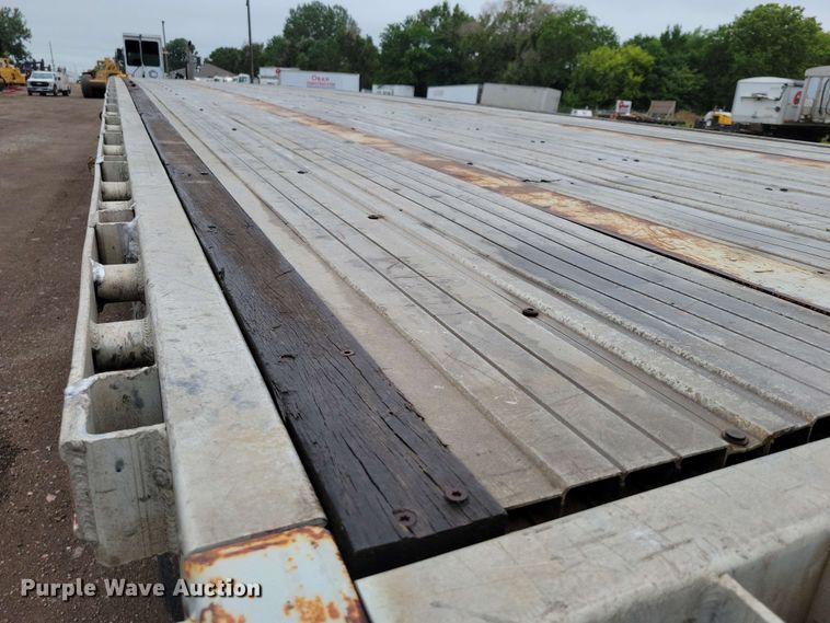 image for item DX7080 1995 Great Dane GPASFK-248 flatbed trailer