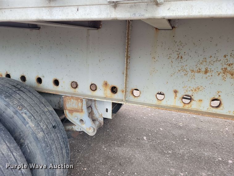 image for item DX7080 1995 Great Dane GPASFK-248 flatbed trailer