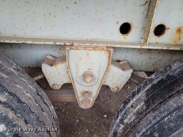 image for item DX7080 1995 Great Dane GPASFK-248 flatbed trailer