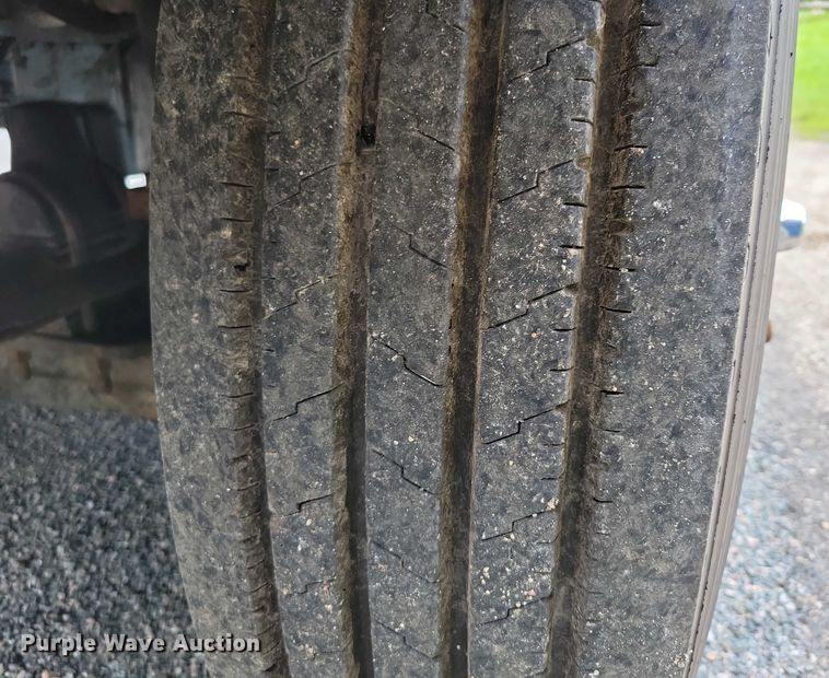 image for item DX7104 1999 Kenworth  W900L semi truck