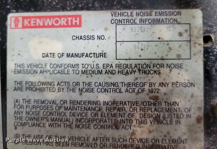 image for item DX7104 1999 Kenworth  W900L semi truck