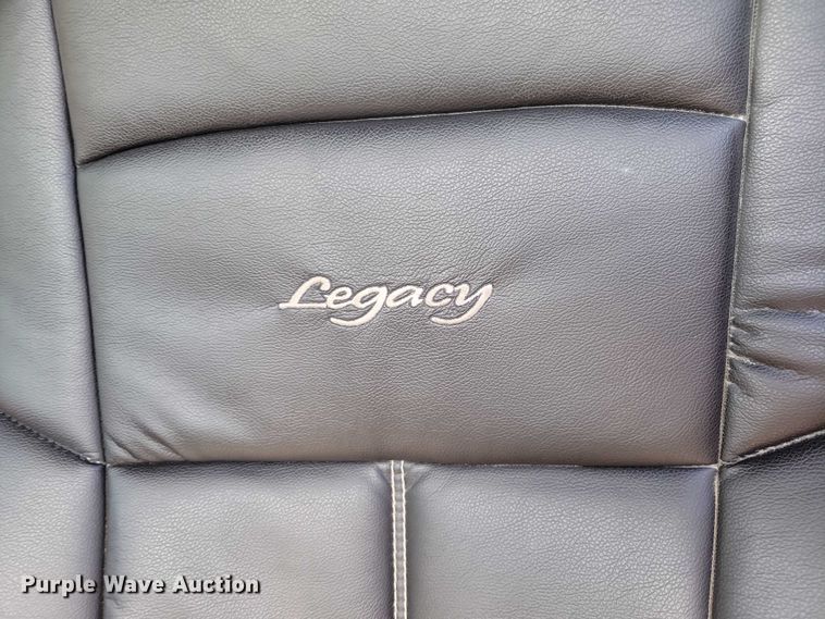 image for item DX7117 2016 Freightliner Cascadia semi truck