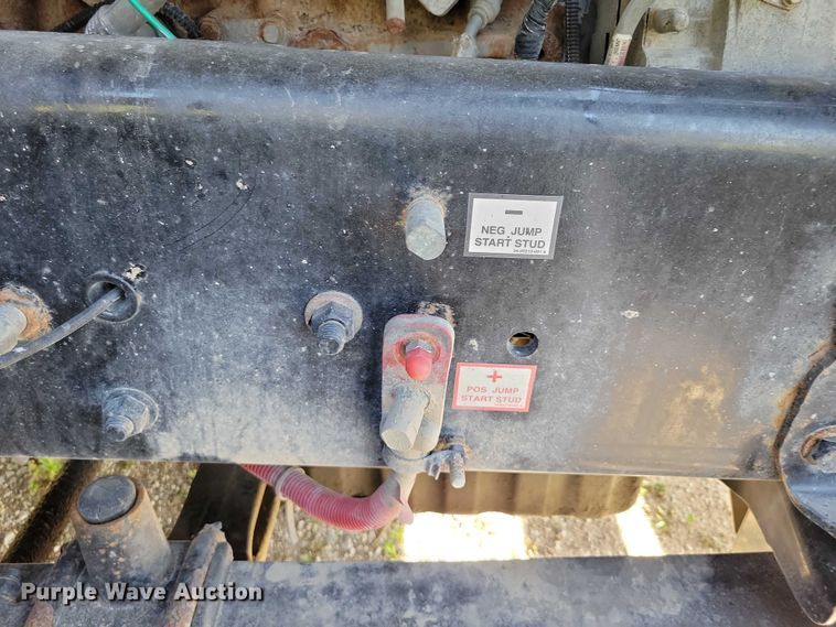 image for item DX7117 2016 Freightliner Cascadia semi truck