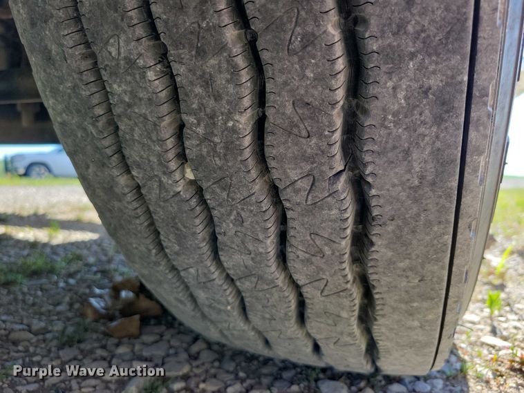 image for item DX7117 2016 Freightliner Cascadia semi truck