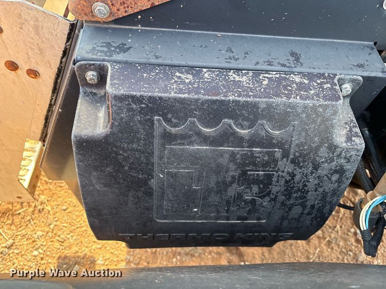 image for item DX7993 2009 Freightliner Cascadia semi truck