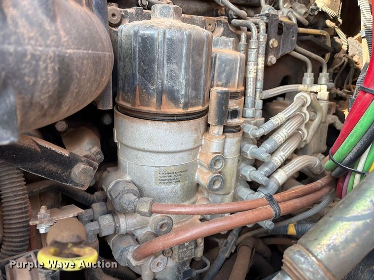 image for item DX7993 2009 Freightliner Cascadia semi truck