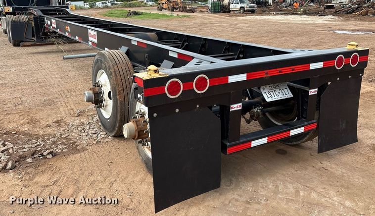 image for item DX7999 2021 Kwik Equipment 40GN2LA-HD-PW-QFS R01 container trailer