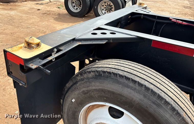 image for item DX7999 2021 Kwik Equipment 40GN2LA-HD-PW-QFS R01 container trailer