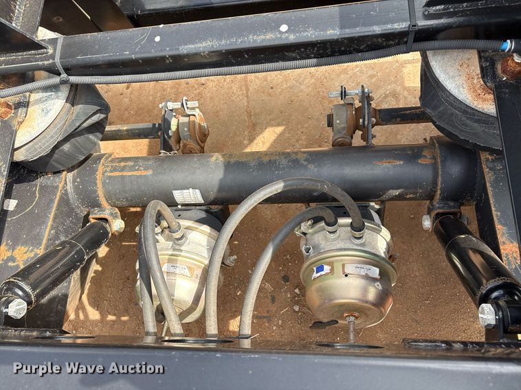 image for item DX7999 2021 Kwik Equipment 40GN2LA-HD-PW-QFS R01 container trailer