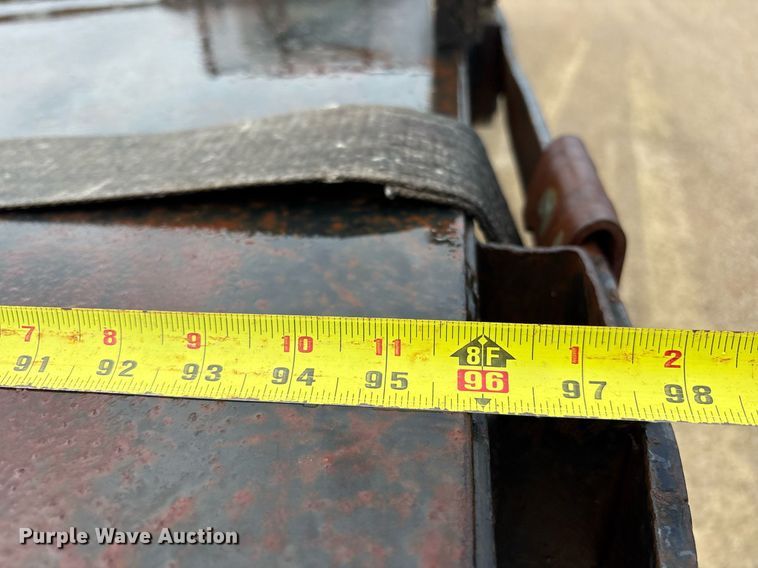 image for item DY0654 2001 International 4700 dump flatbed truck