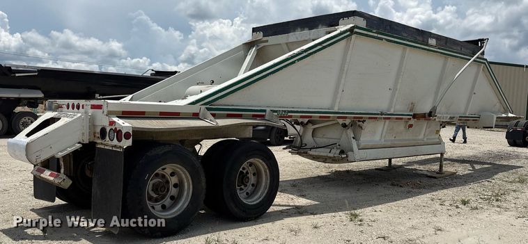 image for item DY0698 2000 Red River BD237 bottom dump trailer