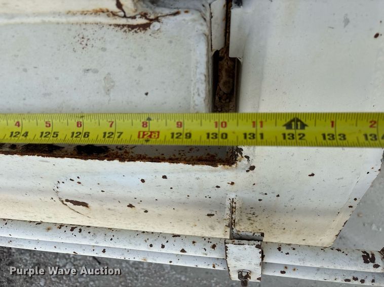 image for item DY0698 2000 Red River BD237 bottom dump trailer