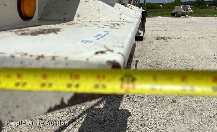 image for item DY0698 2000 Red River BD237 bottom dump trailer