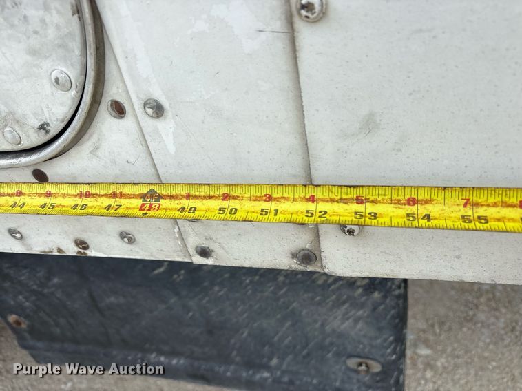 image for item DY0699 1999 Kenworth T600 semi truck