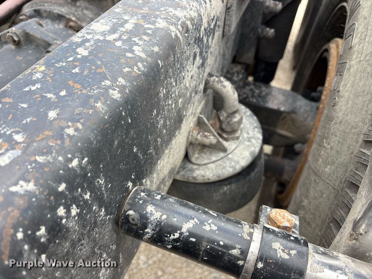 image for item DY0699 1999 Kenworth T600 semi truck