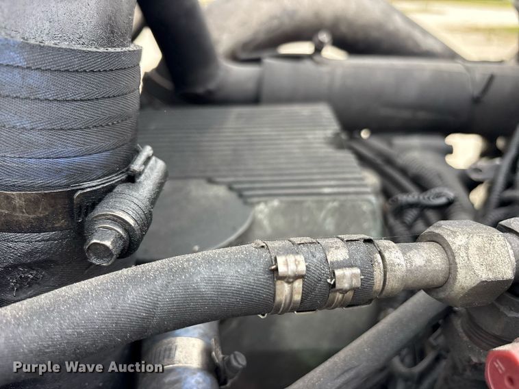 image for item DY0699 1999 Kenworth T600 semi truck