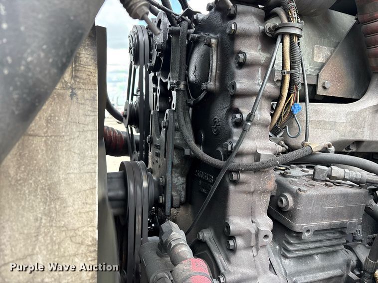 image for item DY0699 1999 Kenworth T600 semi truck