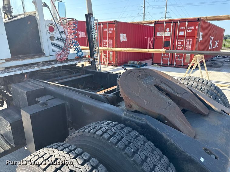 image for item DY8088 Ottawa YT30 yard truck