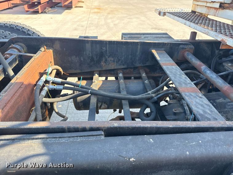 image for item DY8088 Ottawa YT30 yard truck