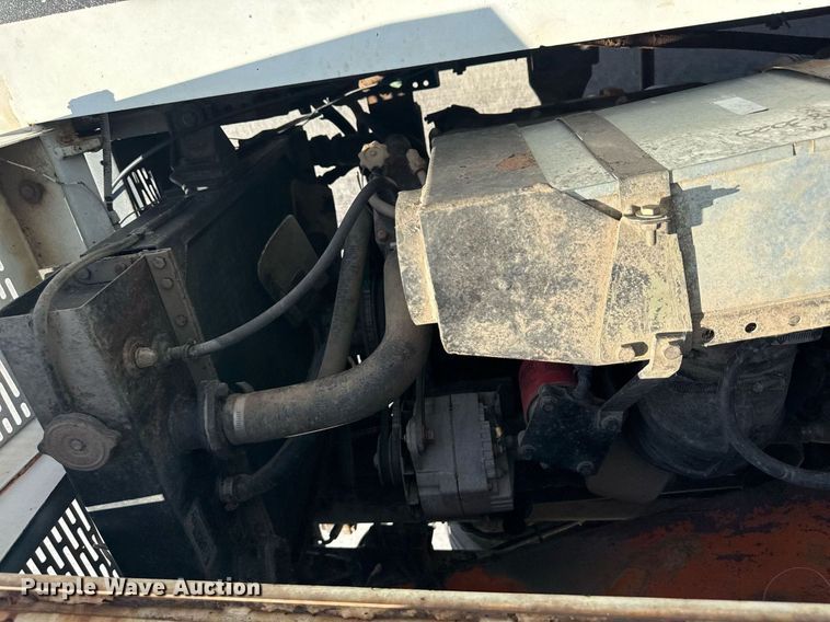 image for item DY8088 Ottawa YT30 yard truck