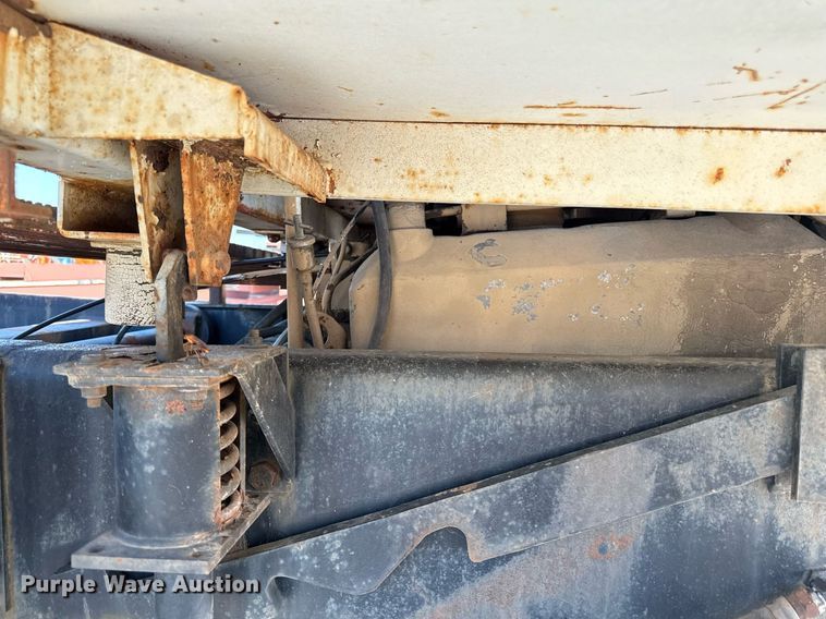 image for item DY8088 Ottawa YT30 yard truck