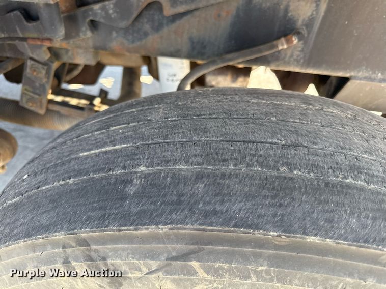 image for item DY8088 Ottawa YT30 yard truck