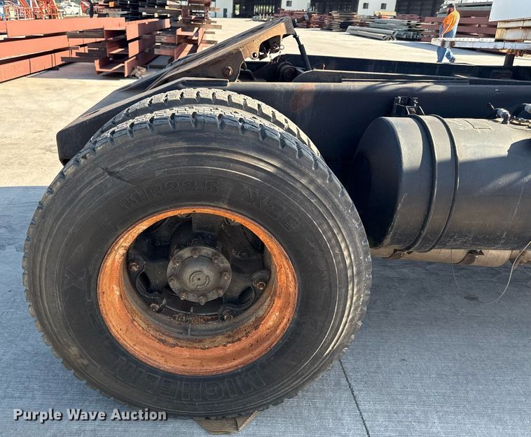 image for item DY8088 Ottawa YT30 yard truck