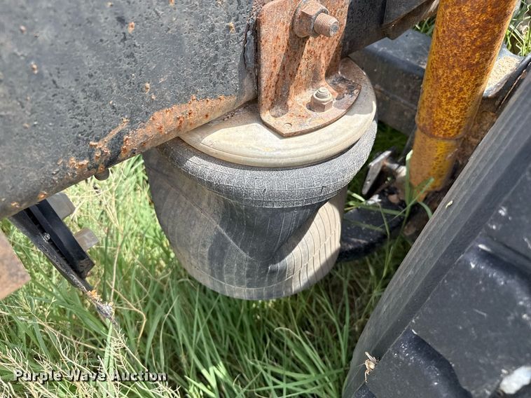 image for item DZ8625 2007 International 9200i semi truck