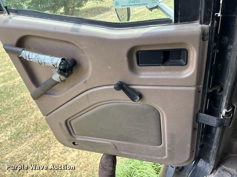 image for item DZ8625 2007 International 9200i semi truck