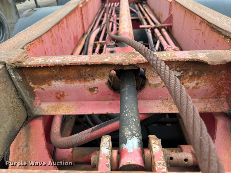 image for item EB2637 1991 Benlee roll-off container trailer