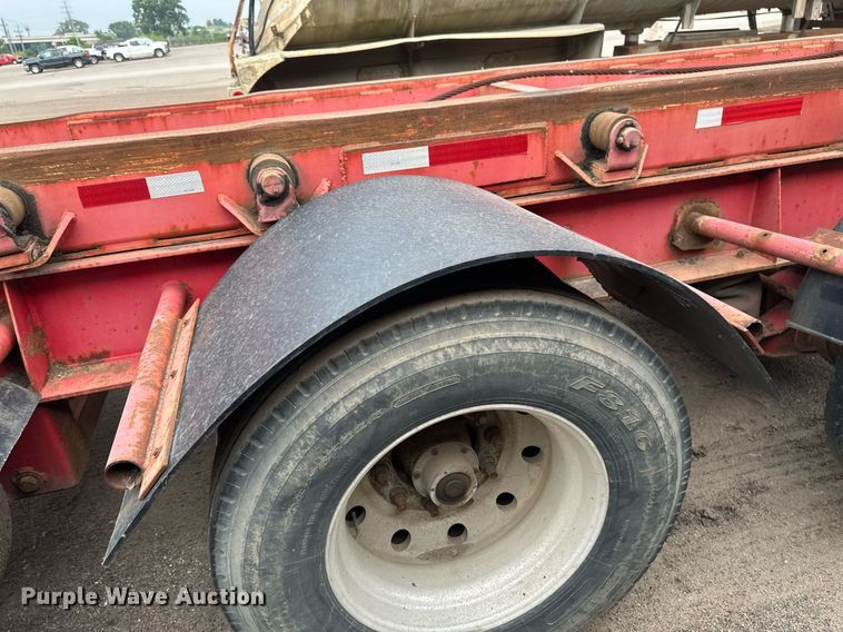 image for item EB2637 1991 Benlee roll-off container trailer