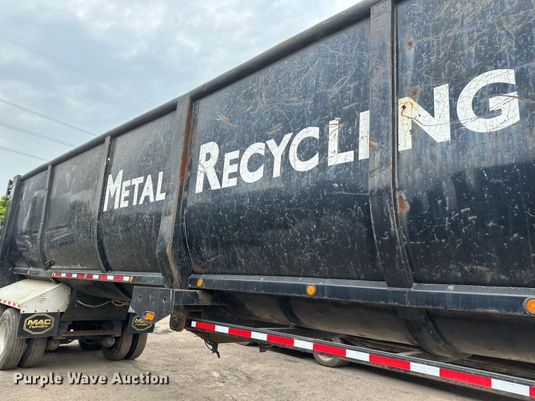 image for item EB2638 2012 MAC end dump trailer