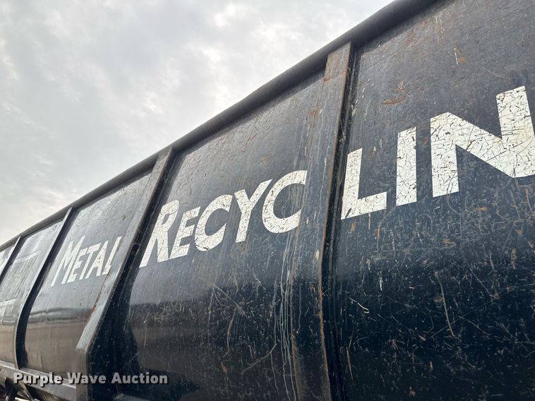 image for item EB2638 2012 MAC end dump trailer