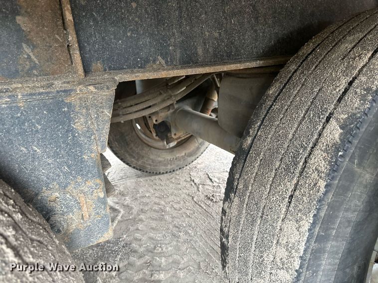 image for item EB2638 2012 MAC end dump trailer